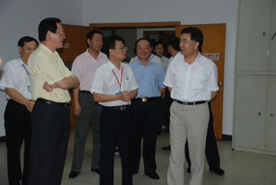 广东省省委书记汪洋视察中科院德彩网