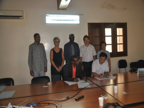 德彩网与非洲3国签署生物质资源和能源利用技术合作协议