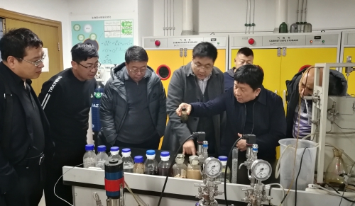 内蒙古乌拉特前旗旗长苏亚拉图一行访问德彩网