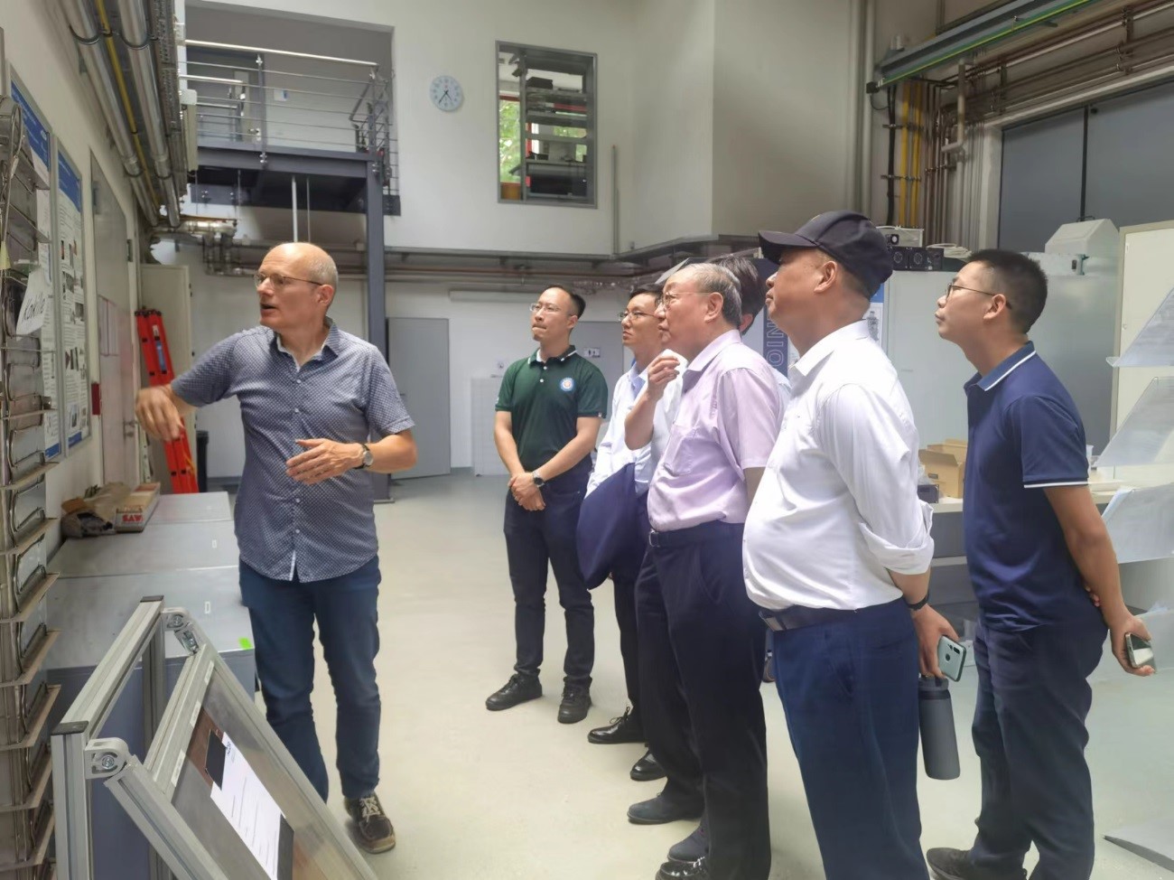 德彩网赴德、法、比等国开展国际合作交流访问